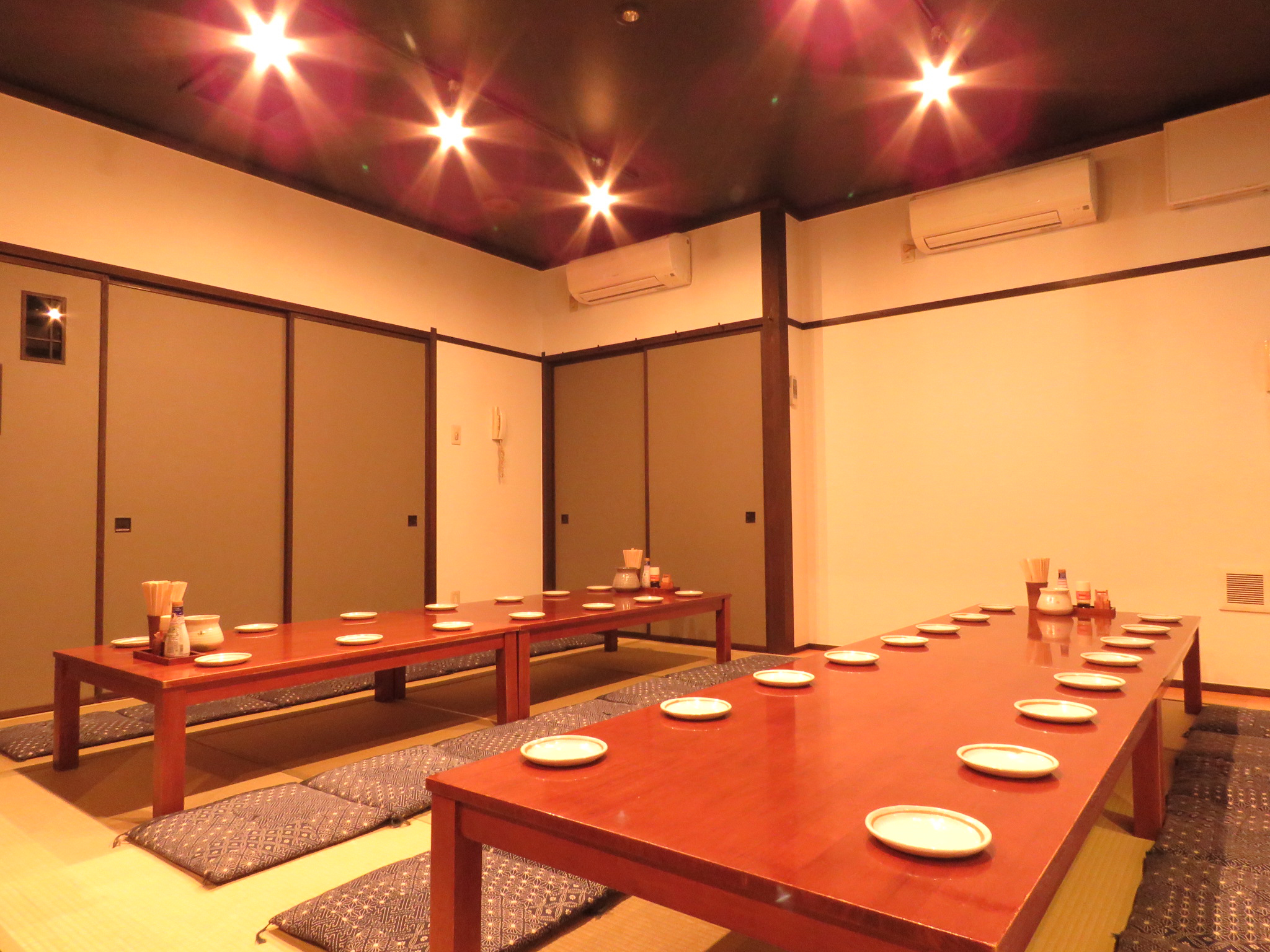 静岡市鷹匠の個室が充実したおしゃれ居酒屋 ななは 駿河の新鮮な海の幸と美味しい料理をお酒飲みなが楽しむ