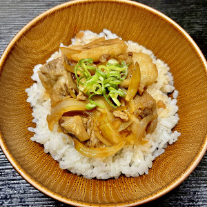 牛筋丼真上